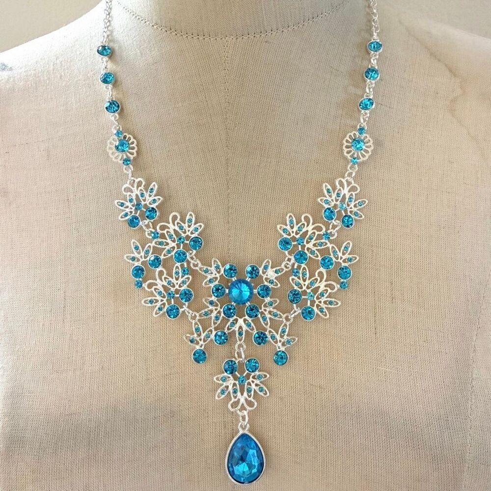 Silver Tone blue Rhinestone Statement Bib Necklace Drop Pendant